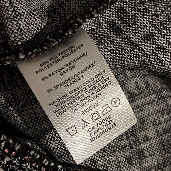 NWT LOFT Tweed Skirt with Belt Large - Picture 7 of 7